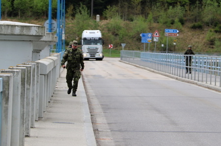 Lipenskou nádrž ochraňovali záložníci při cvičení Hradba. Osvědčili se