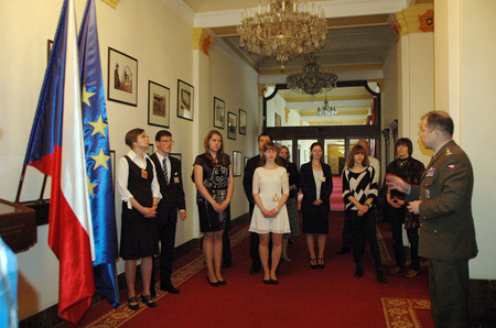 Guided sightseeing tour of the Ministry of Defence is award for winners of literary contest