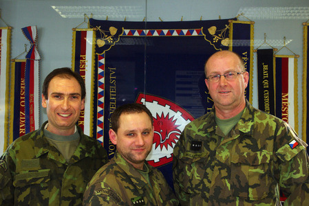 Lidé děkují příslušníkům aktivní zálohy z Jihlavy za záchranu života