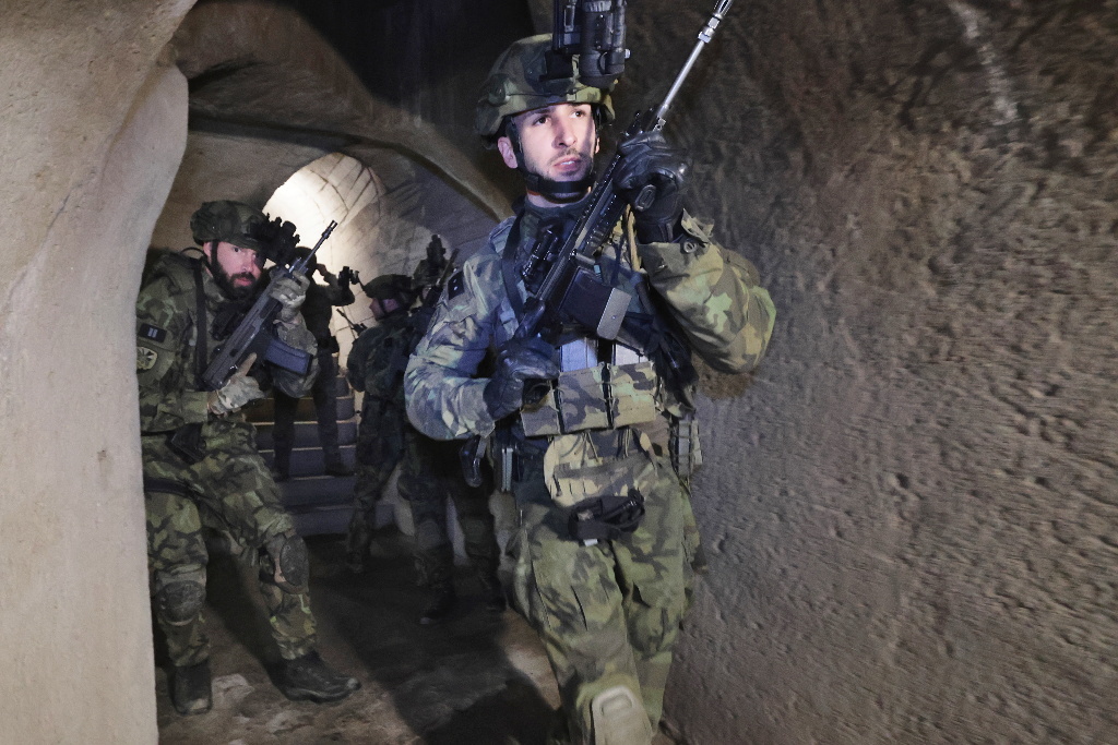 Znojemské podzemí místem výcviku aktivní zálohy 