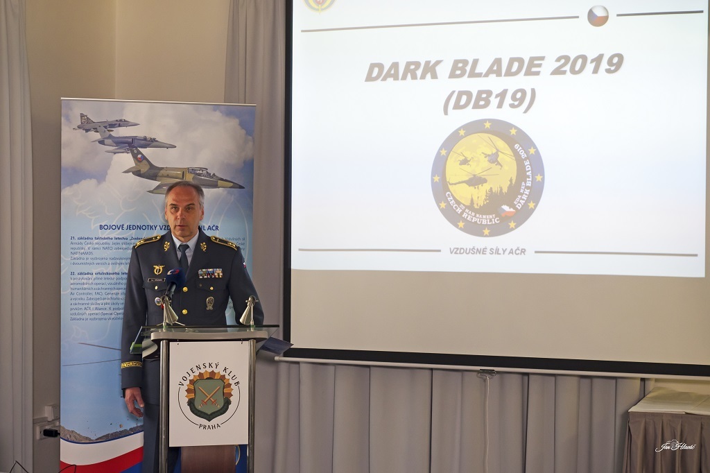 Důležitost cvičení Dark Blade 2019 zdůraznil velitel Vzdušných sil AČR generálmajor Petr Hromek