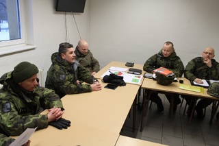 Ředitel KVV Praha vydává pokyny velitelskému sboru pěší roty AZ