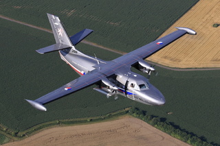  L-410