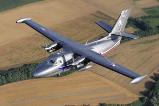  L-410