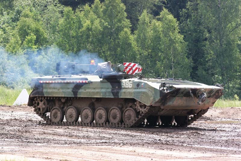 Vyprošťovací pásové vozidlo (VPV)