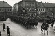 Přehlídky 1918 - 1939 - Slavnostní pochod jezdectva čs. armády (druhá pol. 30. let 20. stol.)
