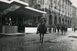  Rumunský král Caroll II., korunní princ Michal a prezident republiky dr. Edvard Beneš přehlížejí jezdeckou jednotku čs.armády v říjnu 1936