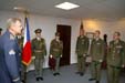 Generálporučík Picek gratuluje nastoupeným k dosažení operačních schopností česko-slovenského bojového uskupení