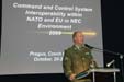 Josef Prokš zahajuje konferenci o interoperabilitě systémů velení a řízení v rámci NATO a EU