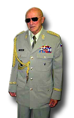 Generál Tomáš Sedláček (†94)